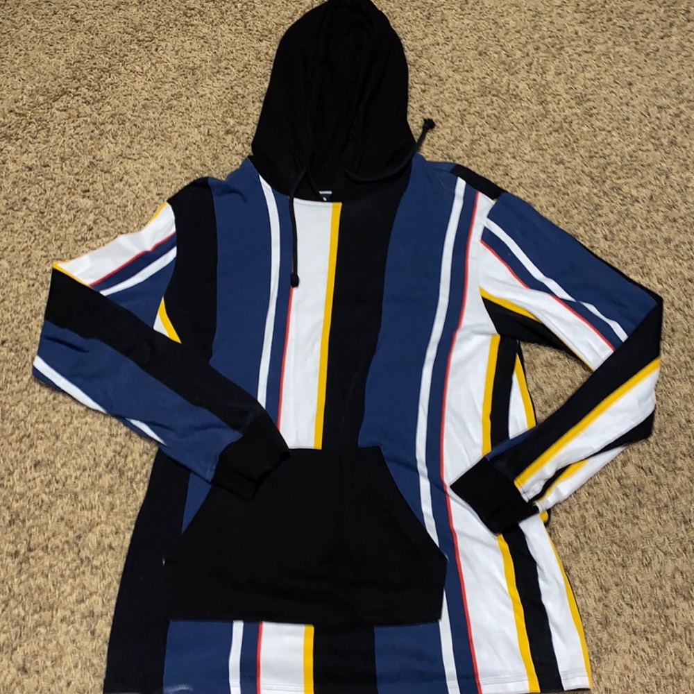 Men’s Striped Pacsun Long Sleeve w/ Hood - Size M